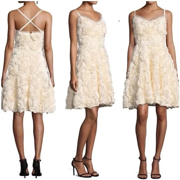3D Cream Rose Marshmallow Dress/Laundry by Shelli Segal/size 8 - Picture 1 of 16